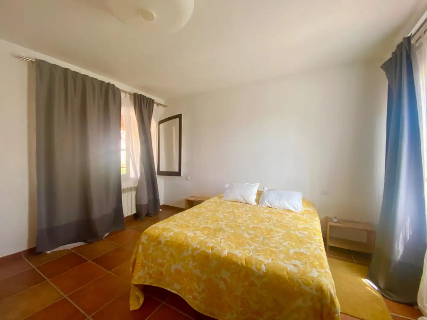 Bedroom of Commercial properties for sale in El Molar (Tarragona)  with Air Conditioner