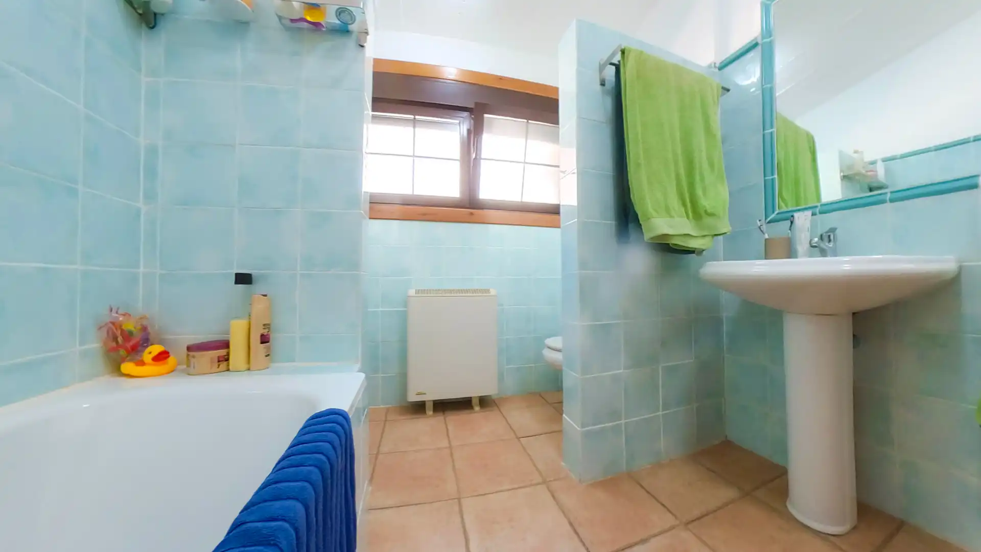 Bany de Casa o xalet en venda en Galapagar amb Aire condicionat, Jardí privat i Forn