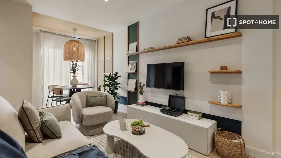 Sala d'estar de Apartament per a compartir en Barcelona amb Aire condicionat, Terrassa i Moblat