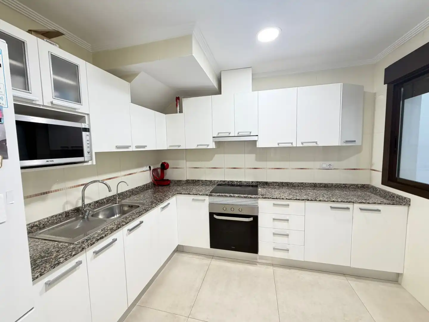 Cocina de Casa o chalet en venta en San Pedro del Pinatar con Aire acondicionado, Calefacción y Amueblado