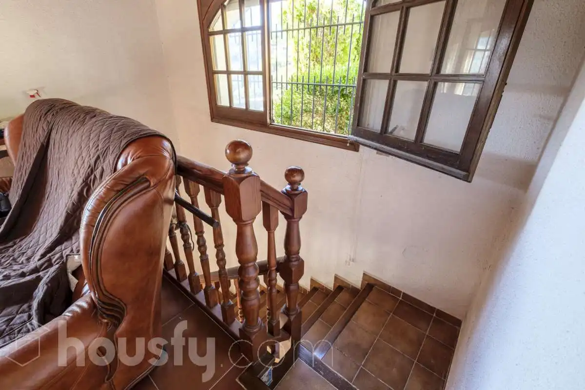 Detached house with pool for sale in Calle Bergueda ., imagen 31