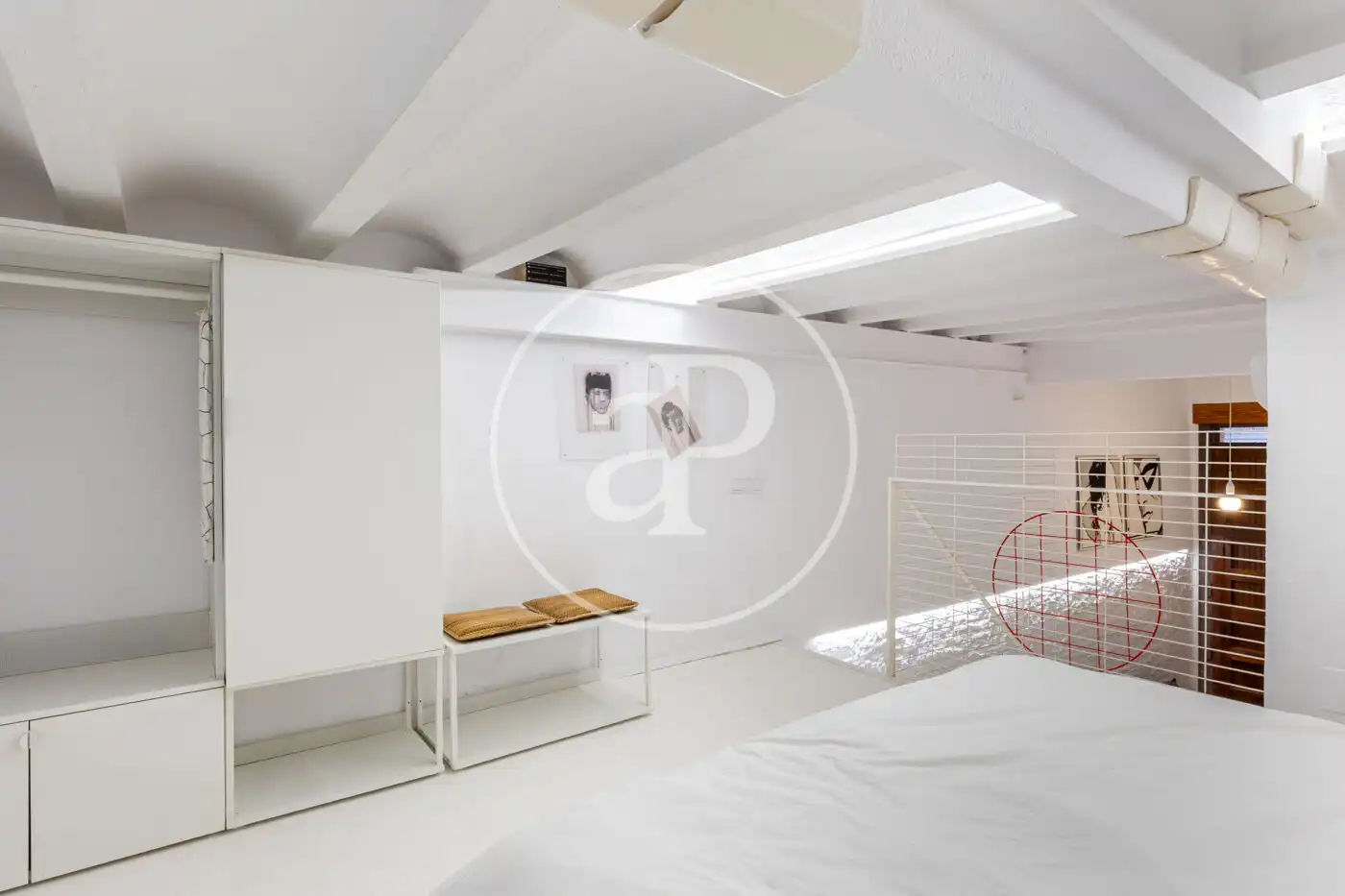 Dormitori de Loft de lloguer en Valencia amb Aire condicionat, Calefacció i Moblat