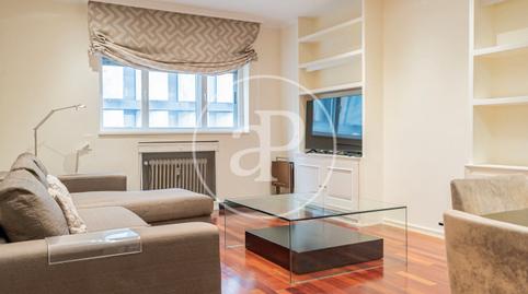 Photo 2 of Flat for rent in Calle de Juan Bravo, Castellana,  Madrid Capital