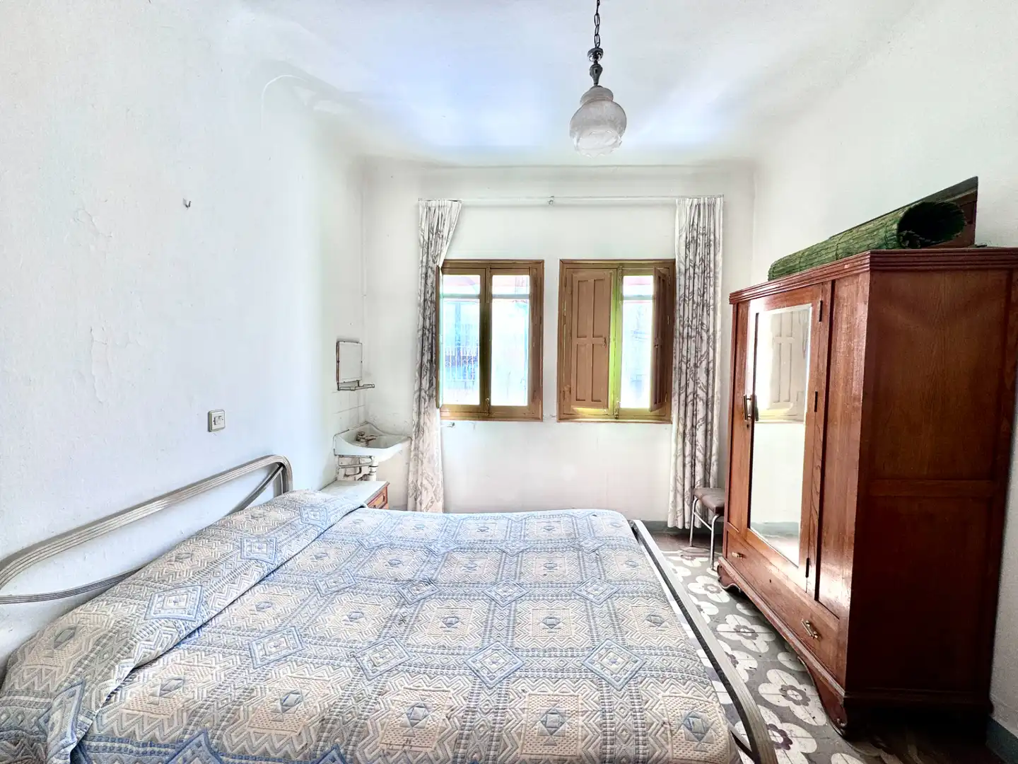 Habitación de Casa o chalet en venta en Lanjarón con Jardín privado y Amueblado