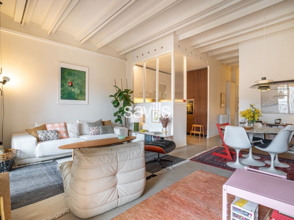 Wohnzimmer von Wohnungen zum Verkauf in  Barcelona Capital mit Klimaanlage, Terrasse und Ofen