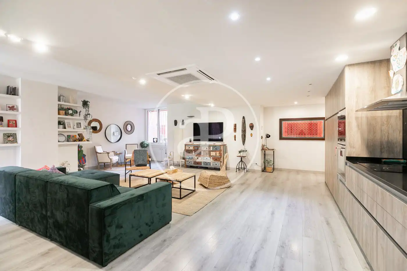 Sala de estar de Piso en venta en Barcelona con Aire acondicionado, Calefacción y Jardín privado