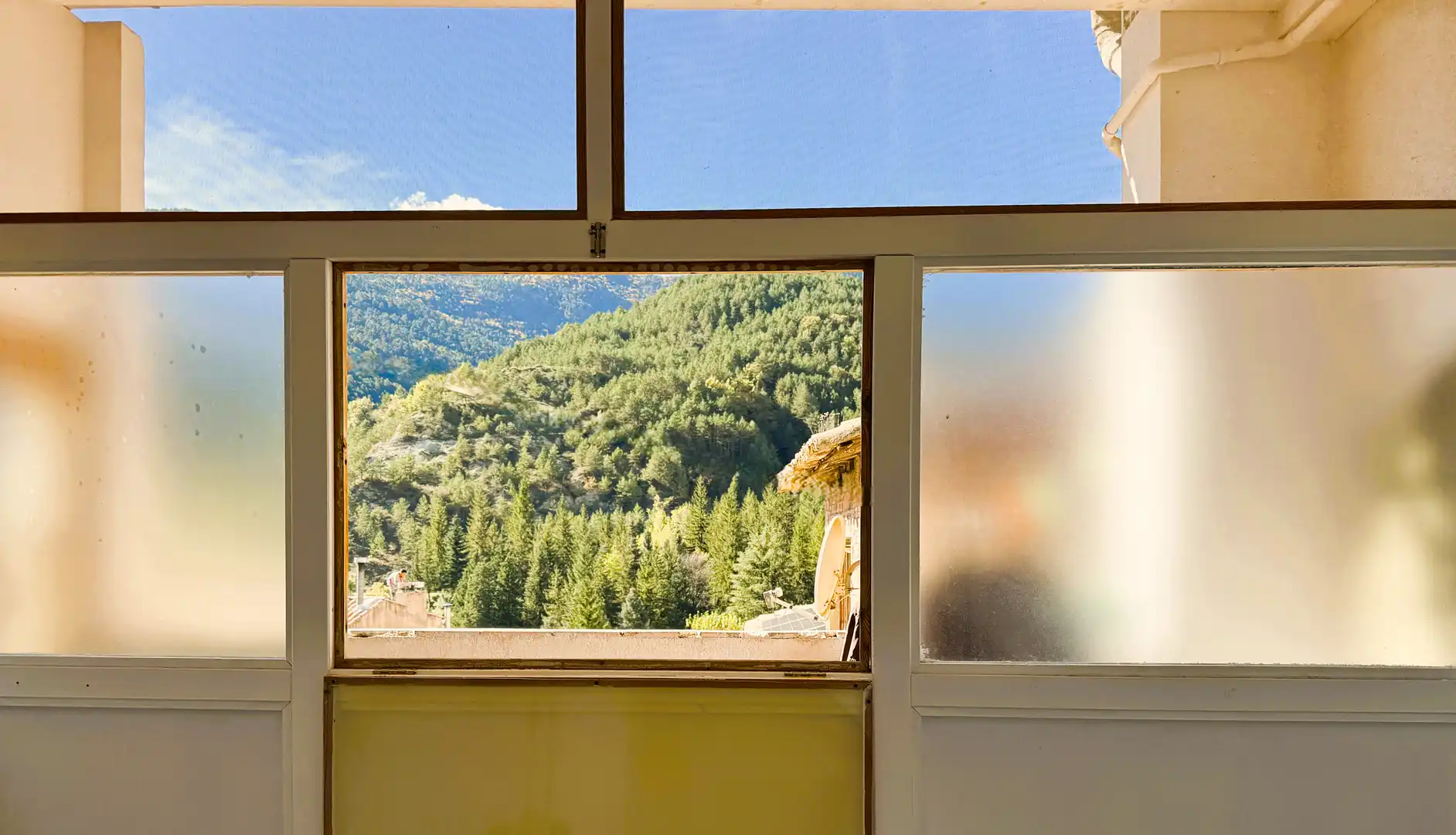 Vista exterior de Piso en venta en Bagà con Calefacción