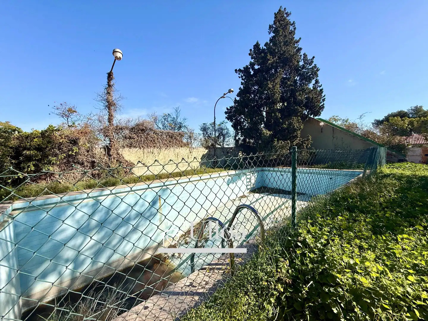Piscina de Casa o xalet en venda en Alicante / Alacant amb Aire condicionat, Jardí privat i Terrassa