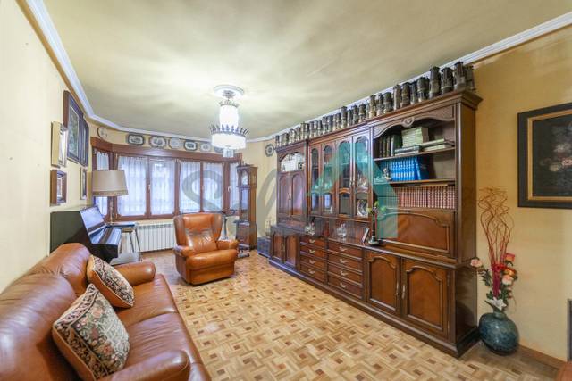 Piso en Venta en Teodoro Cuesta en La Villa - Bazuelo