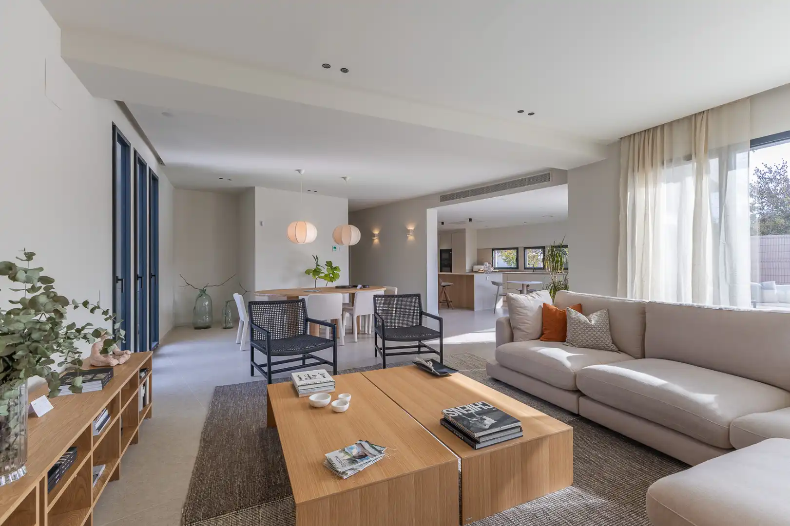 Living room of Houses for sale in Sant Cugat del Vallès  with Air Conditioner, Heating and Private garden