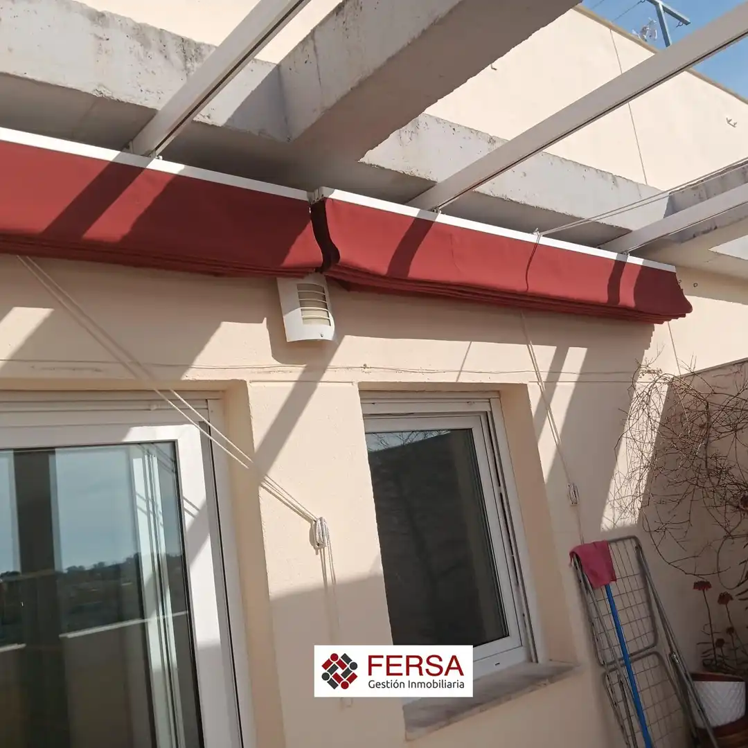 Attic for rent in Avenida de la Libertad, Pinar Alto