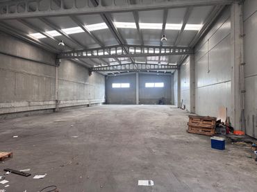 Industriegebäude zur Miete in San Cibrao das Viñas