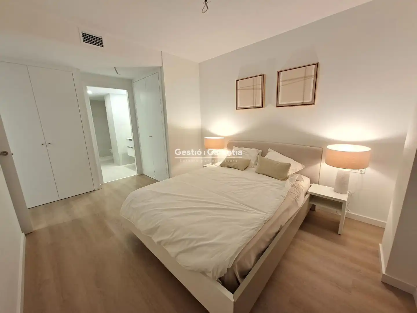 Schlafzimmer von Wohnung zum Verkauf in Terrassa mit Terrasse, Schwimmbad und Gemeinschaftspool