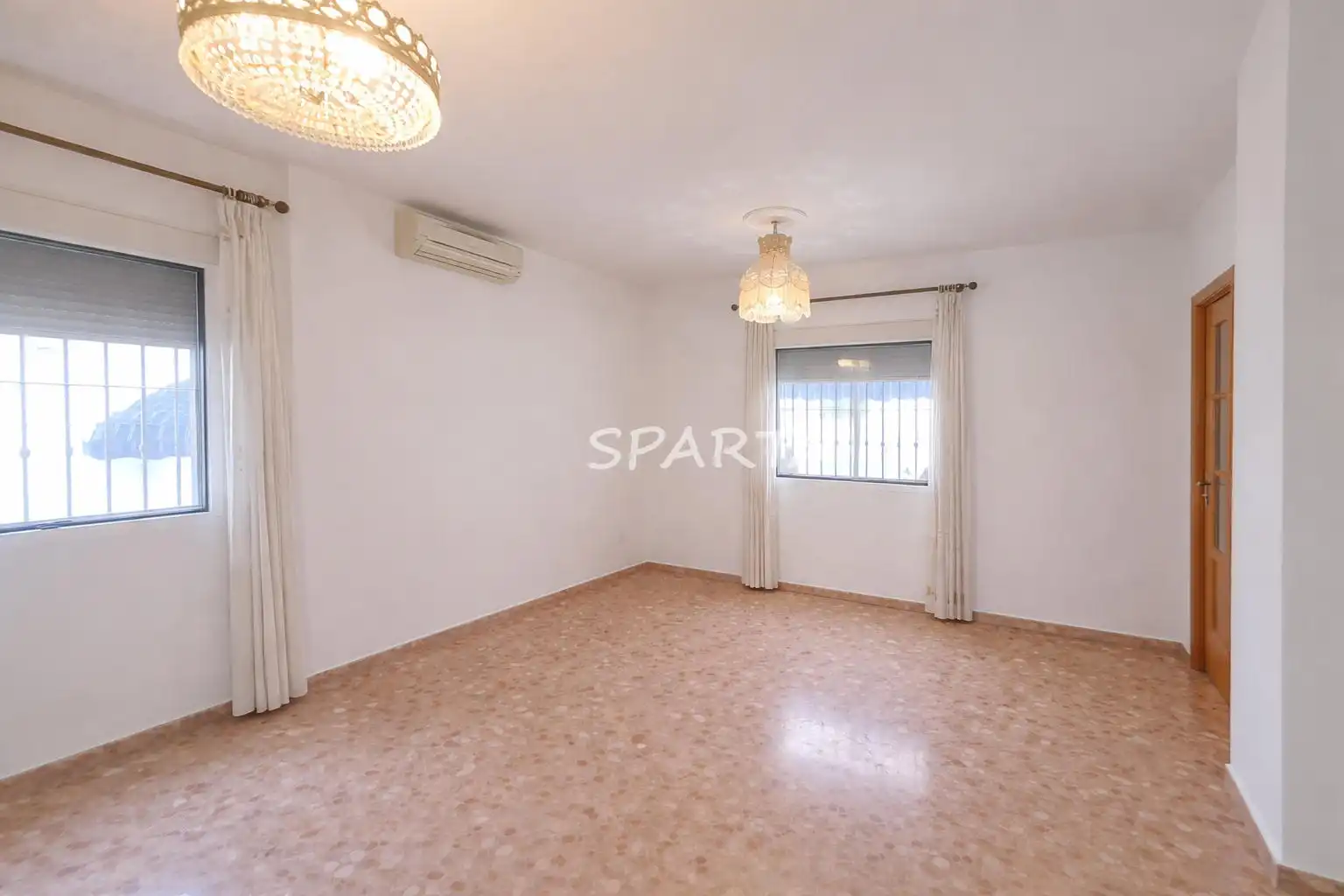 Casa o xalet en venda a Calle Manuel Altolaguirre, Valencina de la Concepción