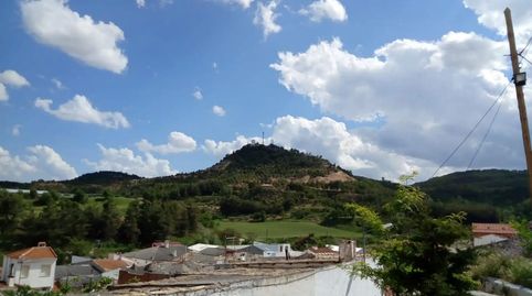 Foto 2 de Casa adosada en venda a Calle Dieciocho de Julio, 7, La Peraleja , Cuenca