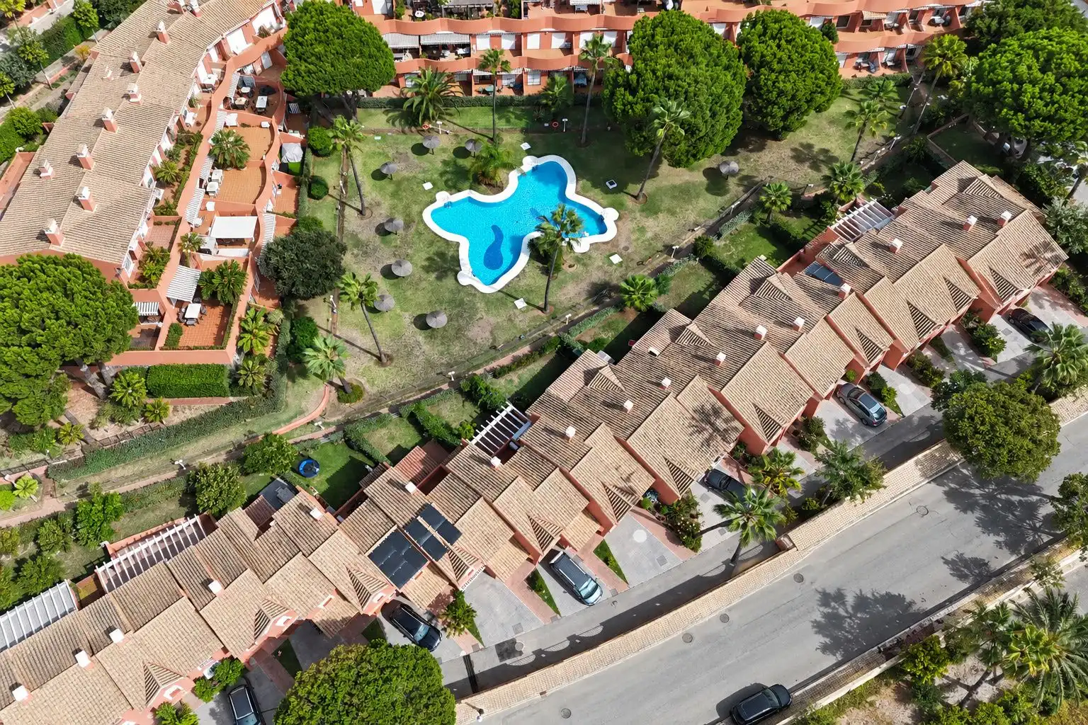 Adossat amb piscina en venda a 4 Avenida Octavio Augusto, imagen 30