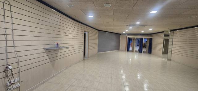 Local comercial en Alquiler en Carrer de Donya Blanca, 108 en Manlleu