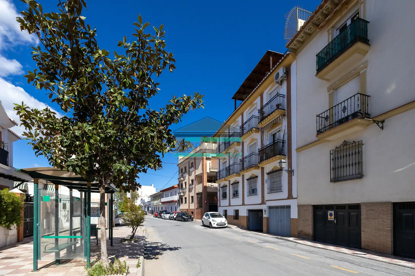 Vista exterior de Pis en venda en La Zubia amb Aire condicionat, Calefacció i Balcó