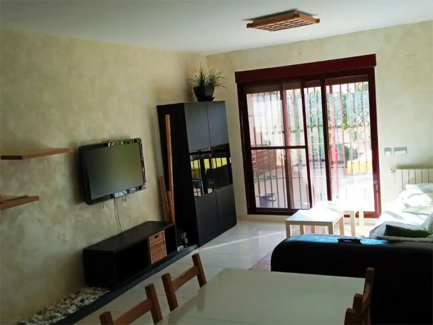 Sala de estar de Dúplex en venta en Hellín con Aire acondicionado, Parquet y Trastero