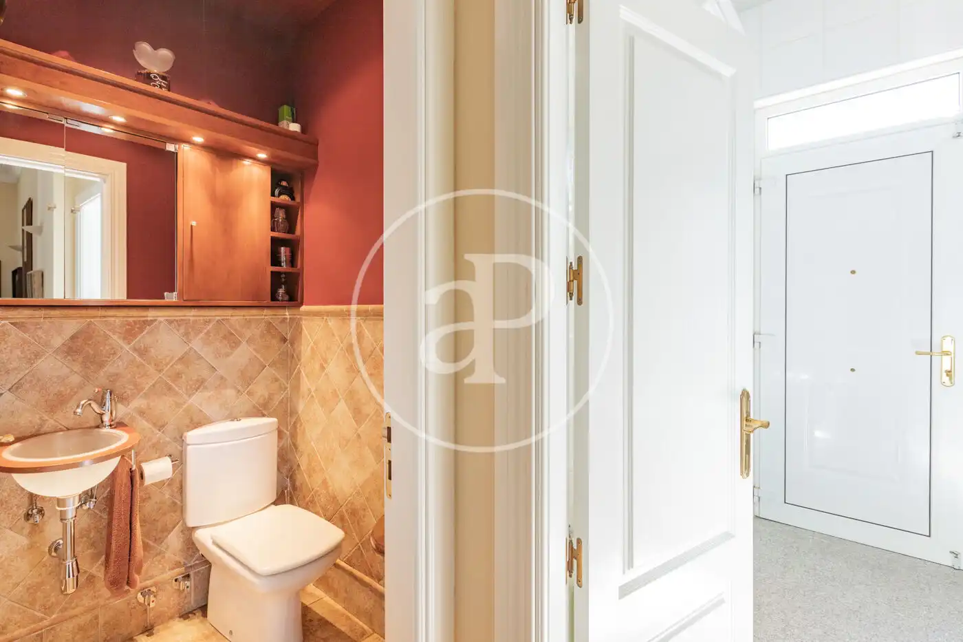 Bathroom of Houses for sale in Madrid  with Air Conditioner, Heating and Private garden