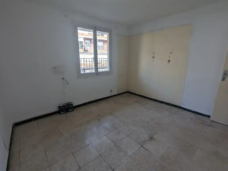 Bedroom of Flat for sale in Sevilla  with Balcony
