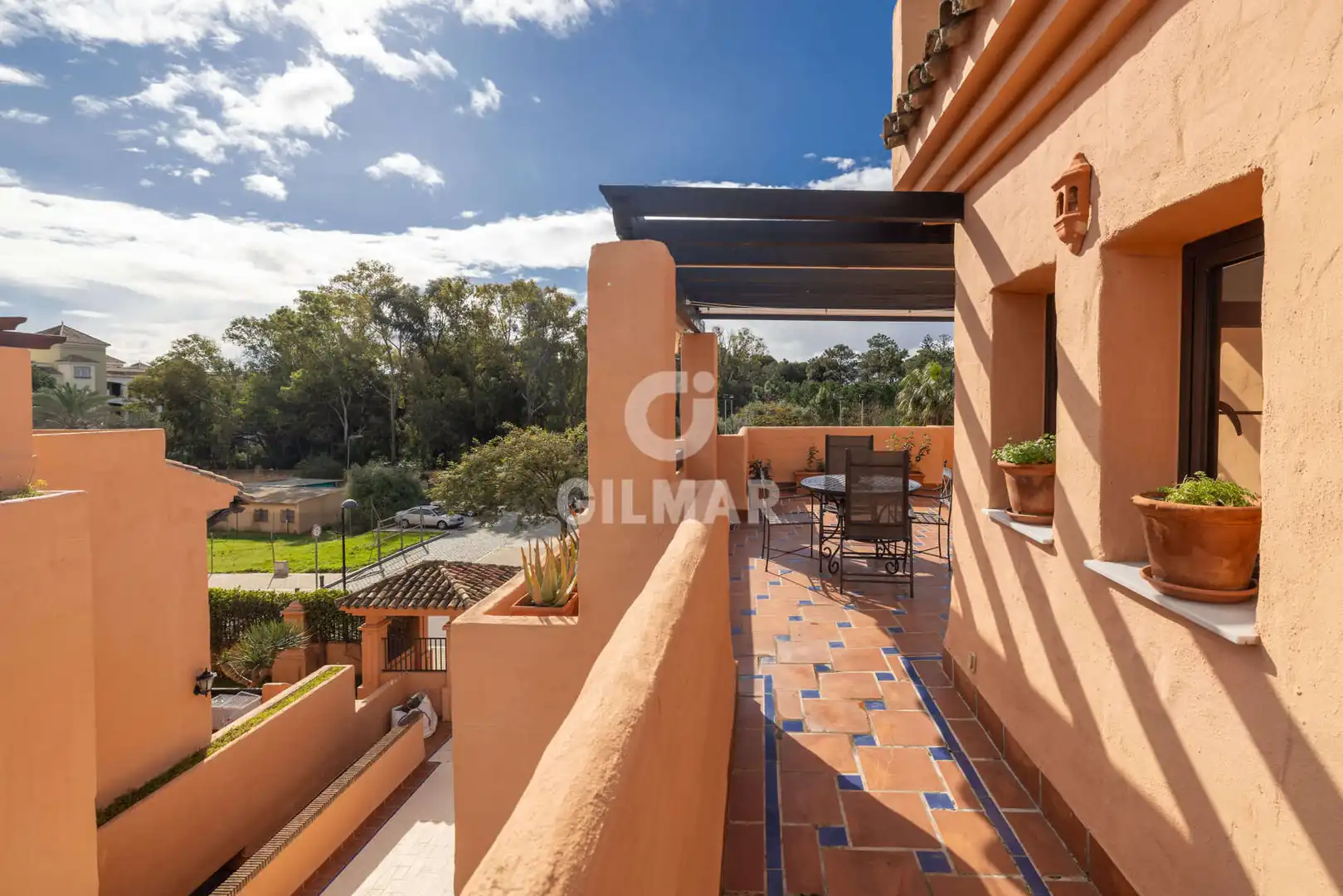 Exterior view of Duplexes for sale in Estepona  with Heating, Private garden and Storage room