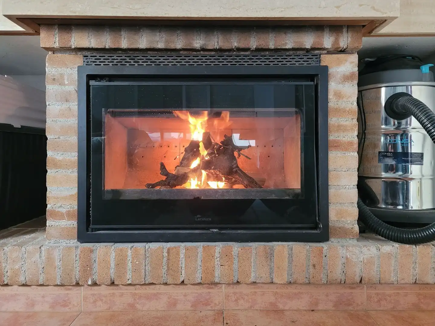 Sala d'estar de Casa o xalet en venda en Benicasim / Benicàssim amb Aire condicionat, Jardí privat i Terrassa