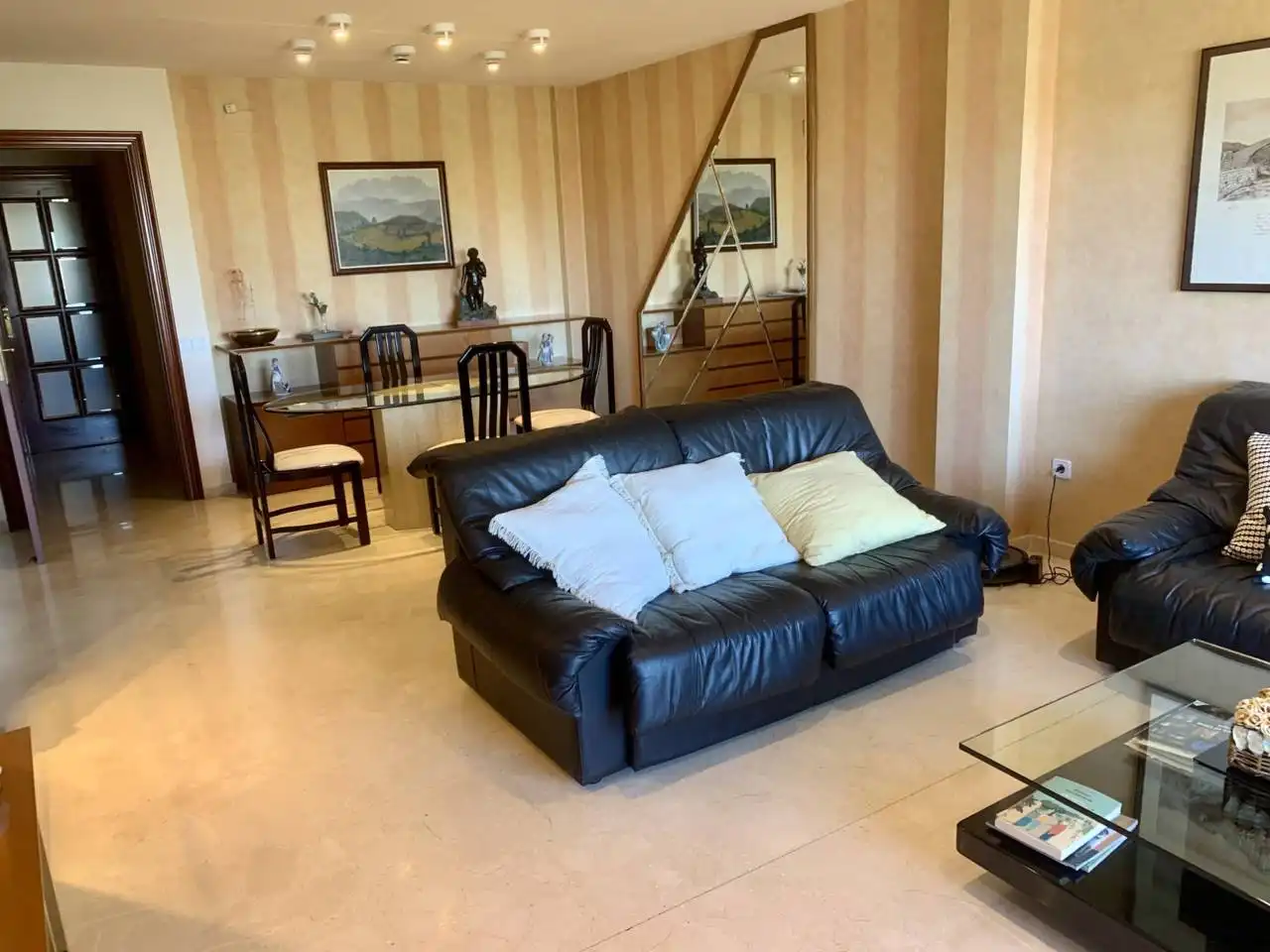 Living room of Attic for sale in Terrassa  with Air Conditioner, Heating and Parquet flooring