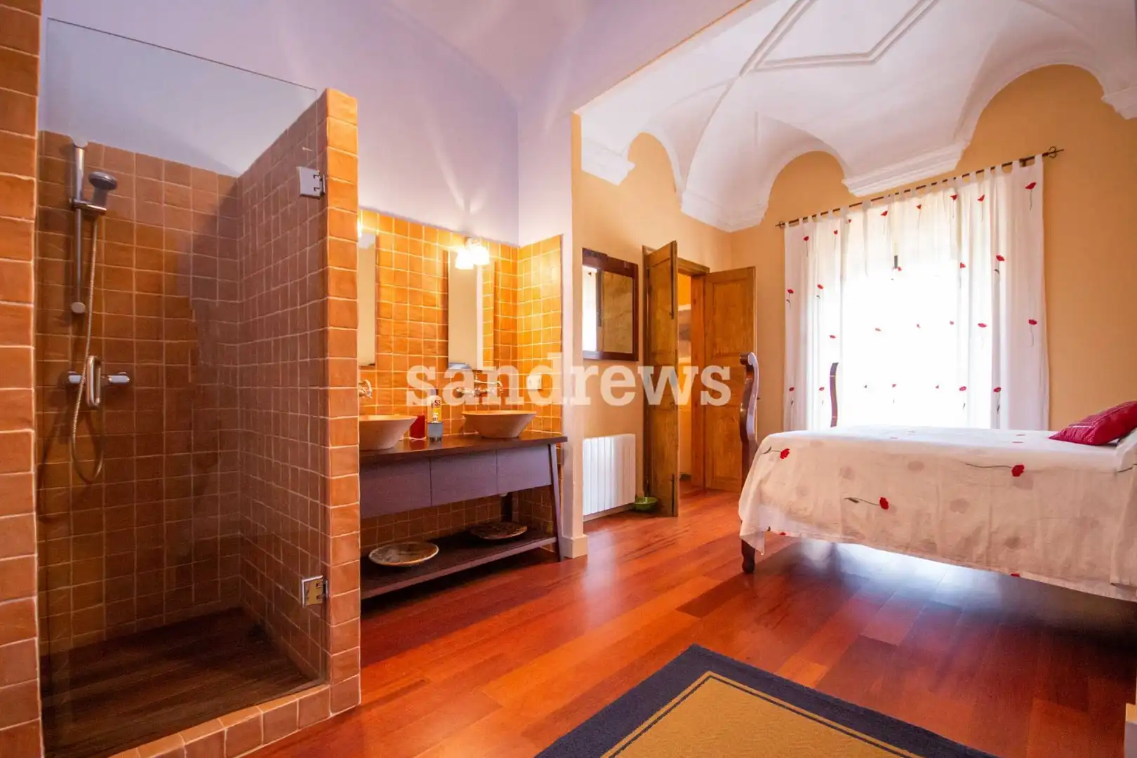 Dormitori de Casa adosada en venda en Darnius amb Calefacció, Jardí privat i Terrassa