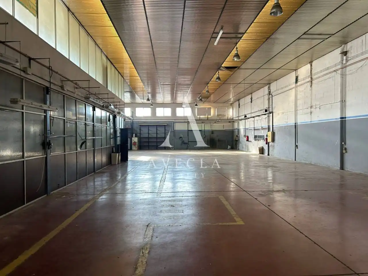 Fabrikhallen zur Miete in Barberà del Vallès
