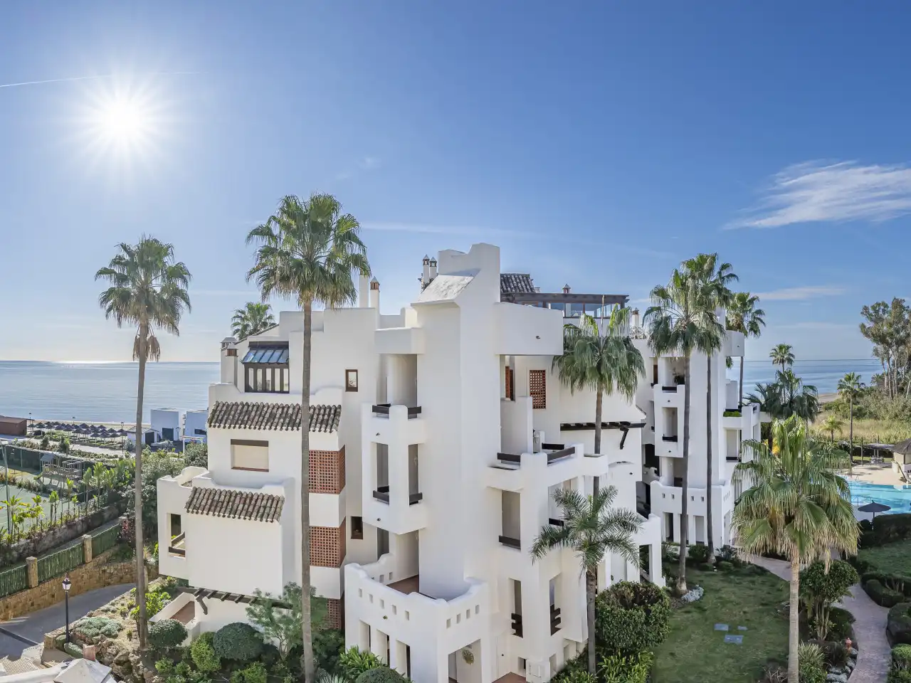 Exterior view of Duplexes for sale in Estepona  with Air Conditioner, Heating and Terrace
