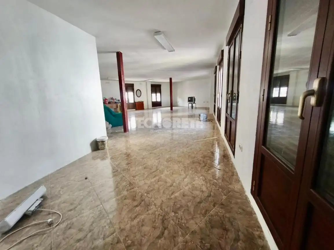Edificio en venta en Villaluenga de la Sagra