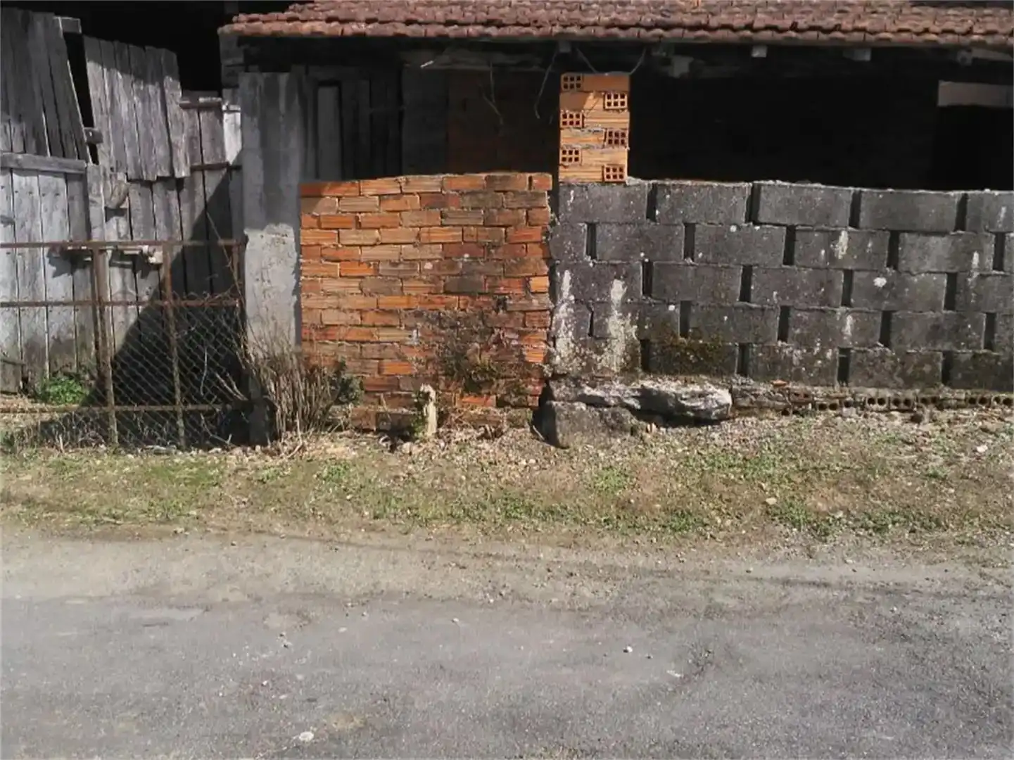 Planta baixa en venda en Toén