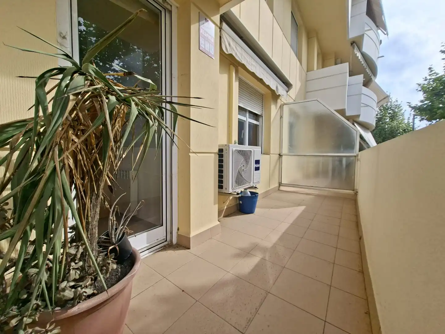 Balcony of Flat for sale in Badalona  with Air Conditioner, Heating and Terrace