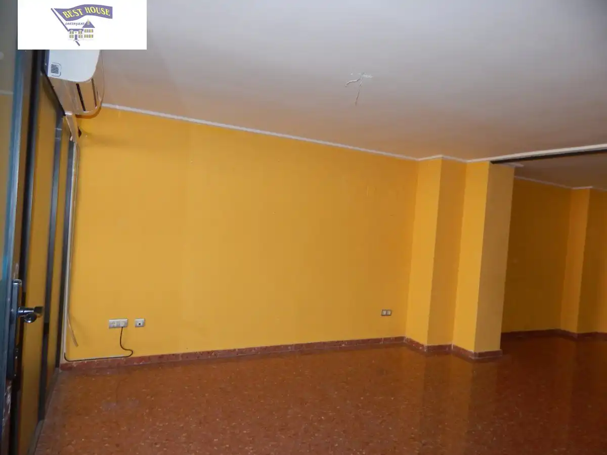 Business premises to rent in Sant Josep - Zona Hospital, imagen 7