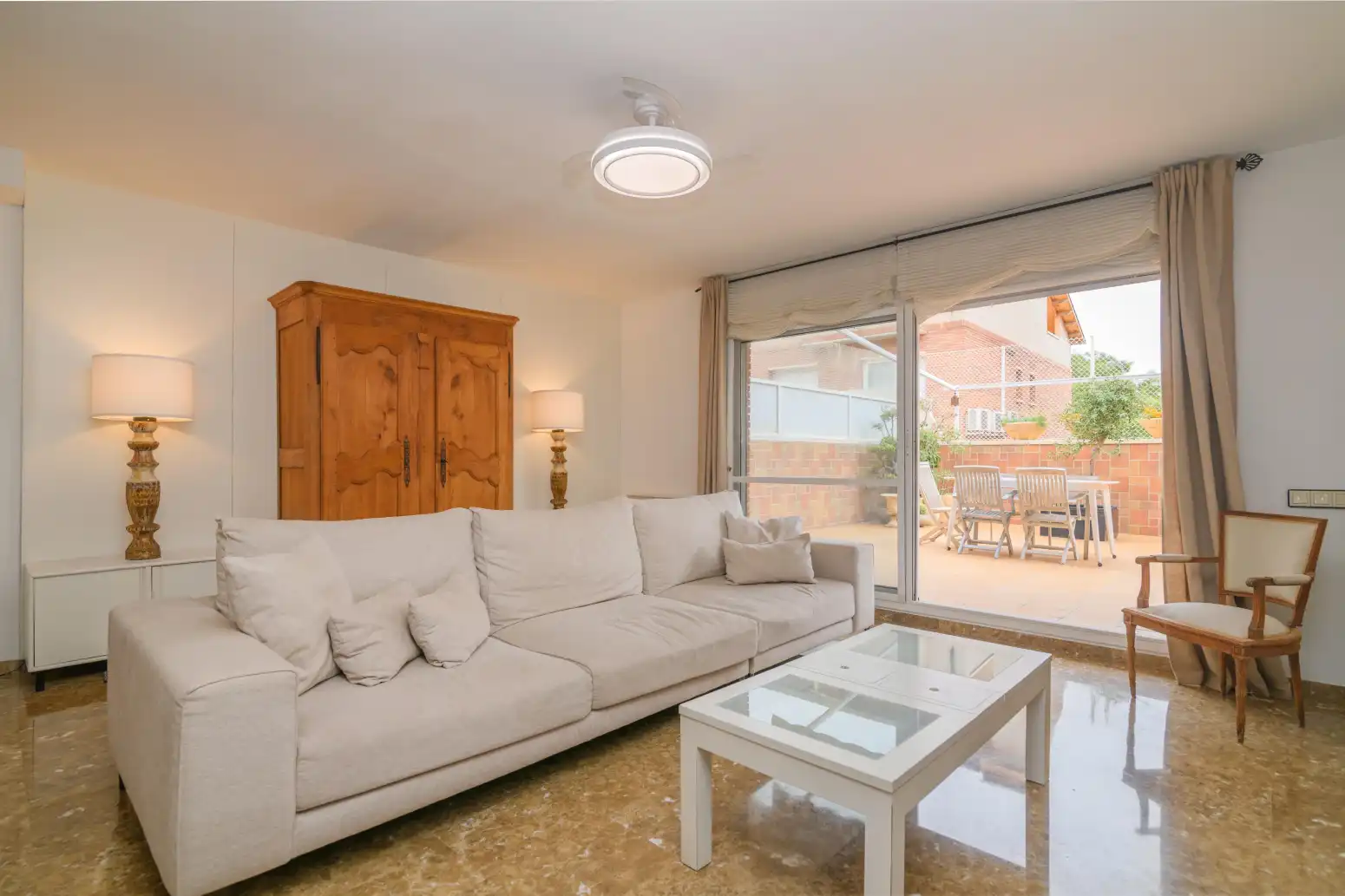 Casa adosada en venda a Torrent Ballester