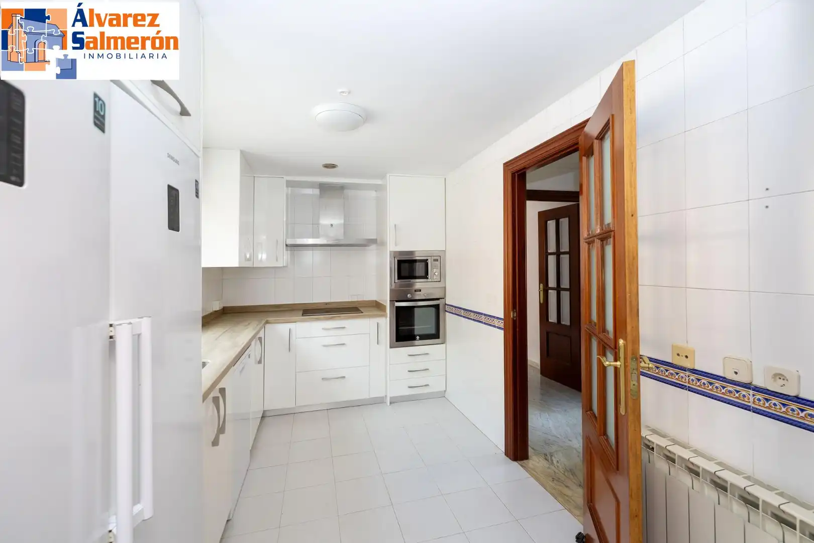 Cocina de Piso en venta en Granada