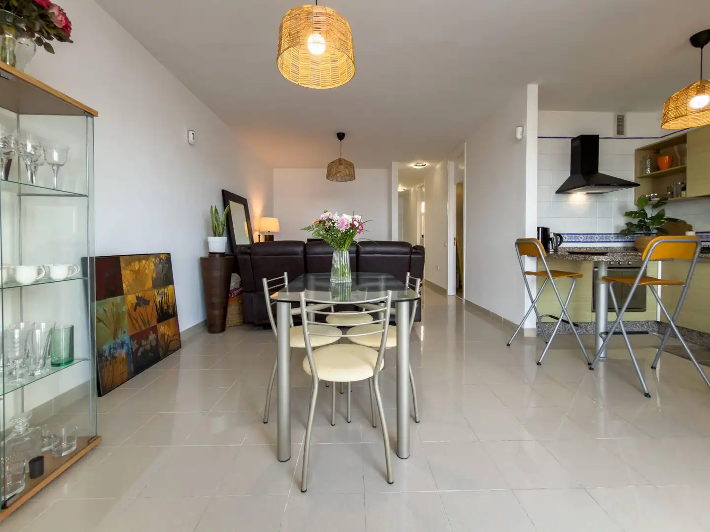 Menjador de Apartament en venda en San Cristóbal de la Laguna amb Jardí privat, Terrassa i Piscina comunitària