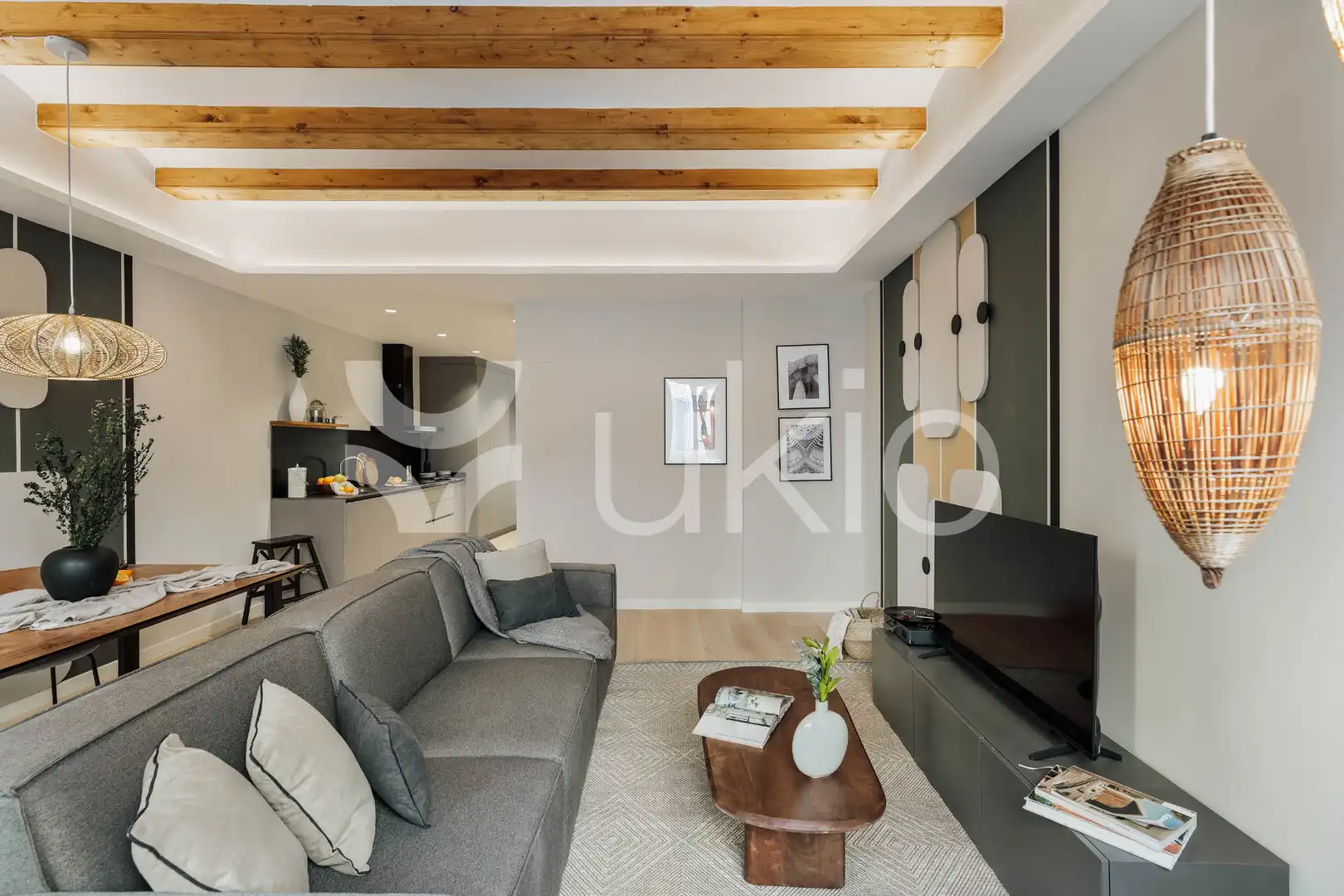Sala de estar de Apartamento de alquiler en Barcelona con Aire acondicionado, Calefacción y Amueblado