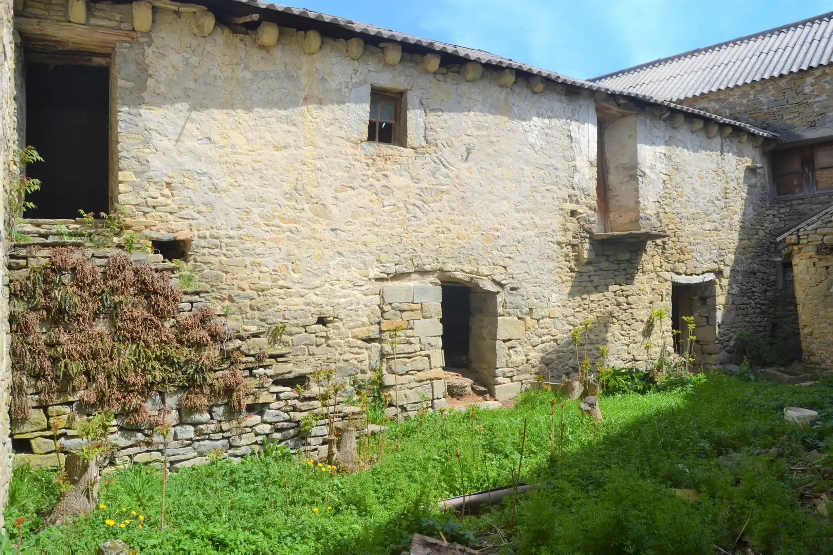 Exterior view of Country homes for sale in Sabiñánigo  with Private garden