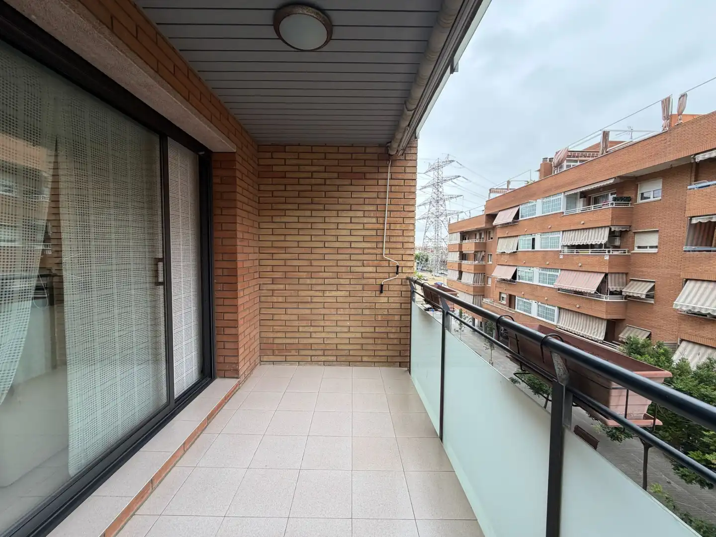 Terraza de Piso en venta en Sant Boi de Llobregat con Calefacción, Terraza y Amueblado