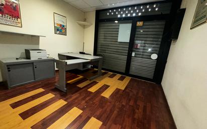 Premises for sale in L'Hospitalet de Llobregat  with Air Conditioner