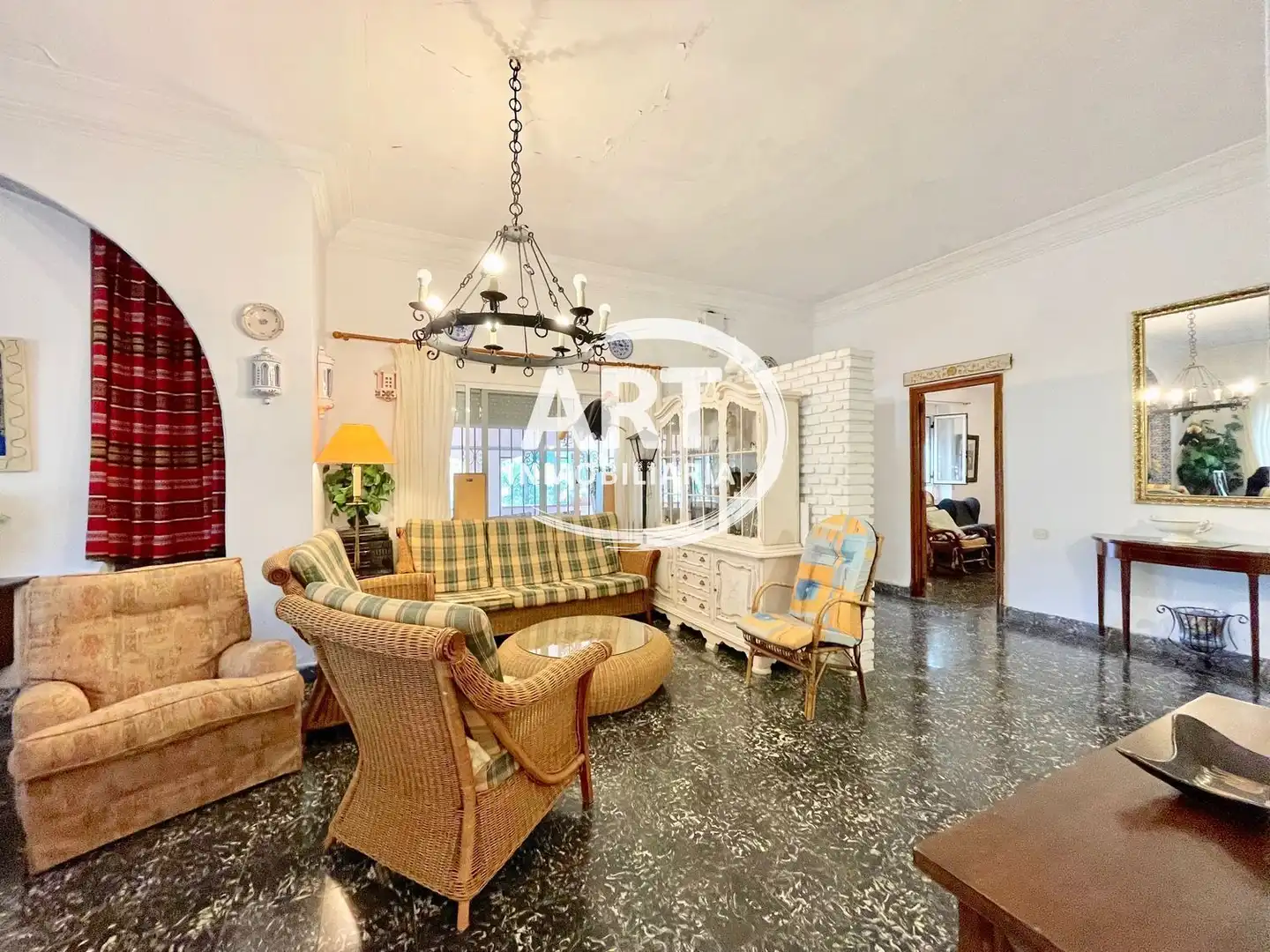 Sala d'estar de Casa o xalet en venda en Náquera amb Aire condicionat i Traster