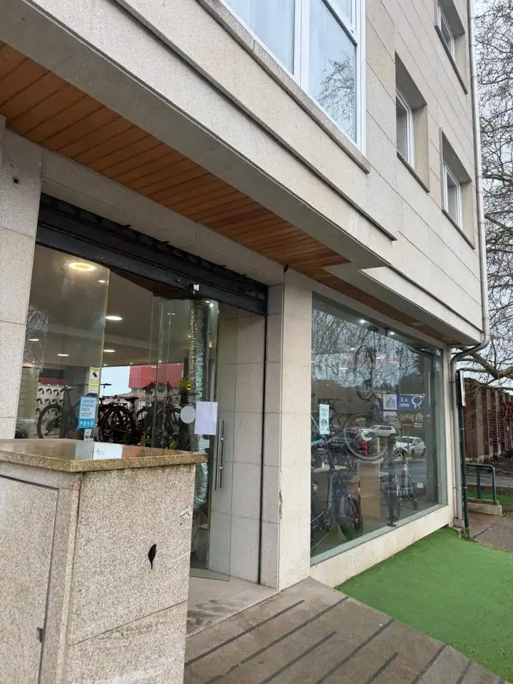 Gewerbefläche zur Miete in Rúa Graxal, imagen 2