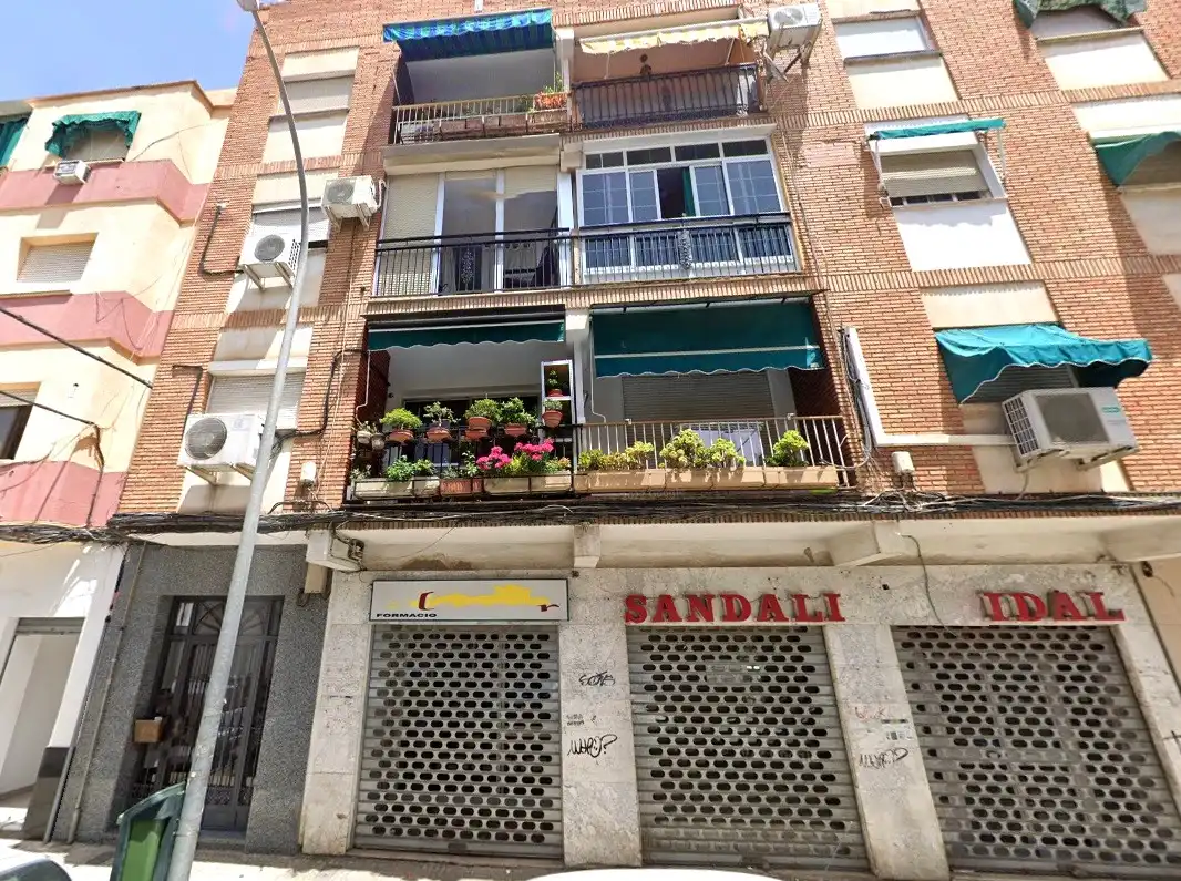 Vista exterior de Pis en venda en Córdoba
