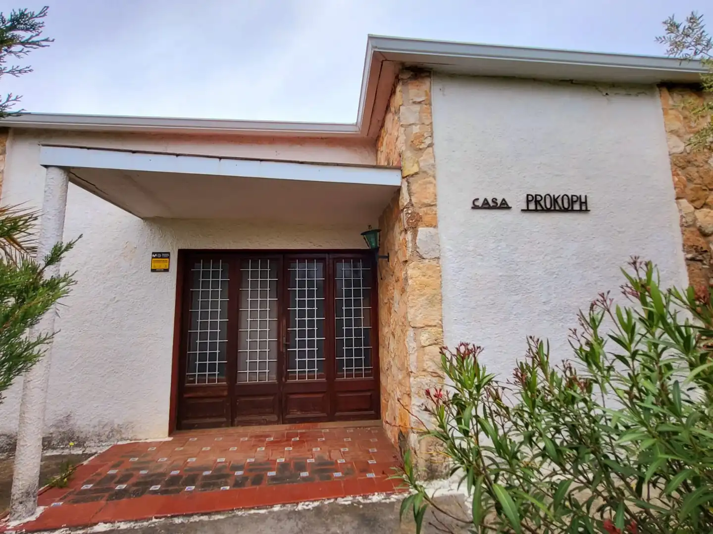 Vista exterior de Casa o xalet en venda en Torredembarra amb Jardí privat, Terrassa i Moblat