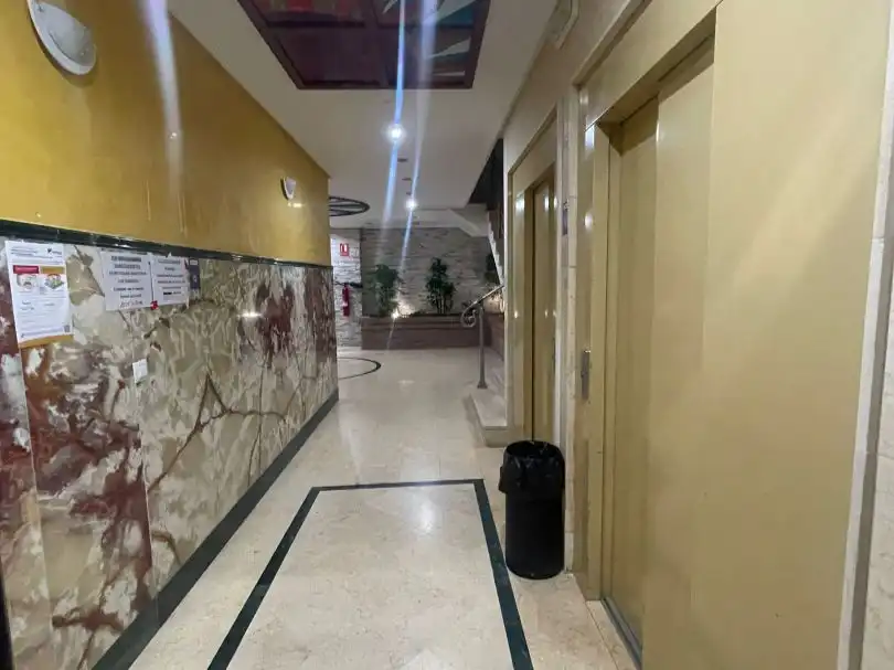 Pis en venda a Avenida Jardín, 27, Costa Marfil