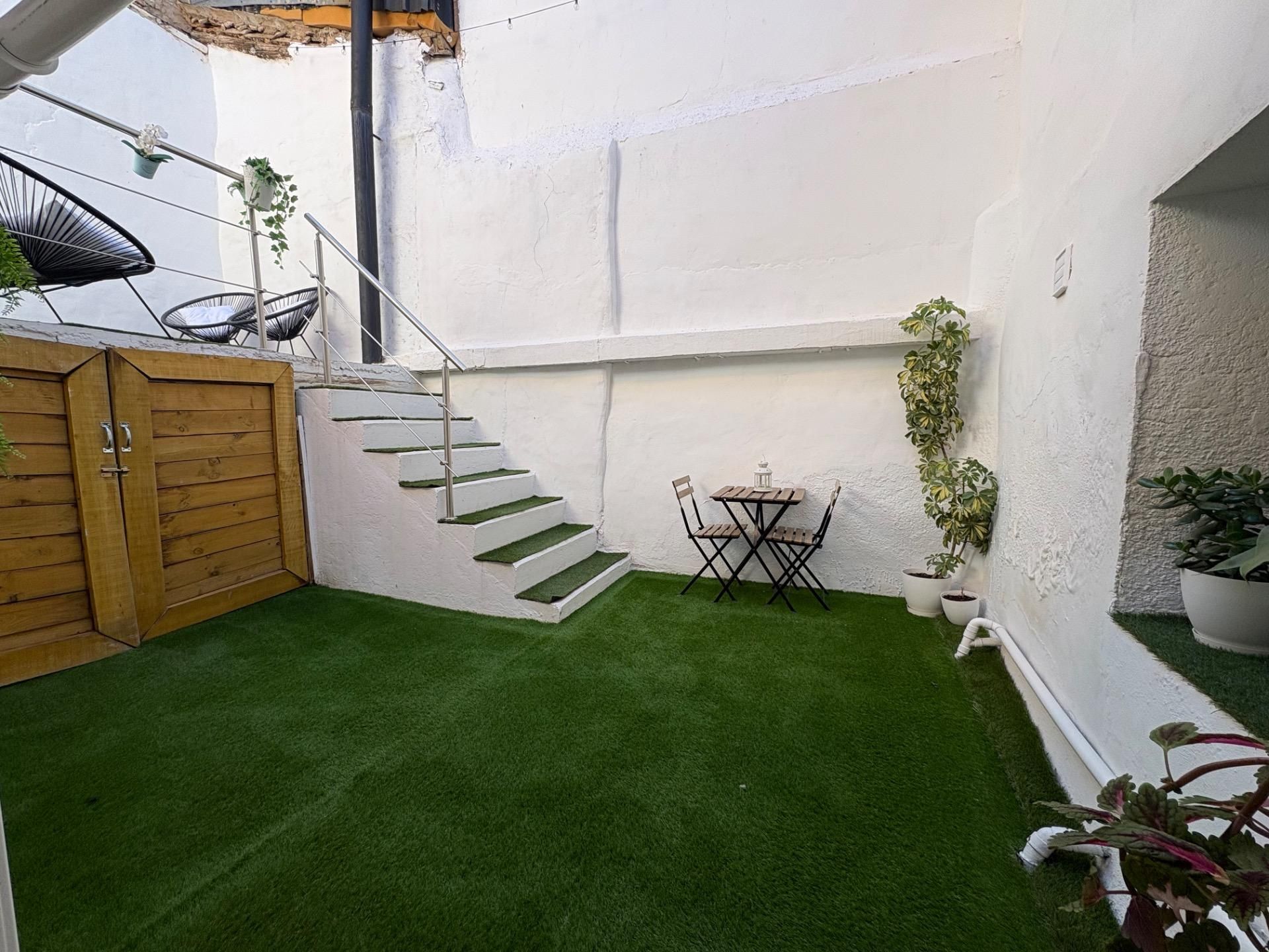 Terrace of House or chalet for sale in Alagón  with Air Conditioner