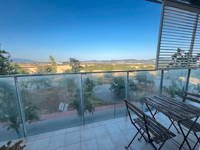 Foto 1 de Piso en venta en Carrer de Susqueda, Torre-romeu, Barcelona