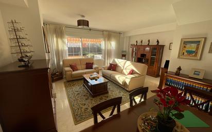 Living room of Single-family semi-detached for sale in Alcalá de Henares  with Air Conditioner